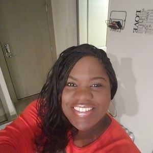 Meet your Posher, Niki